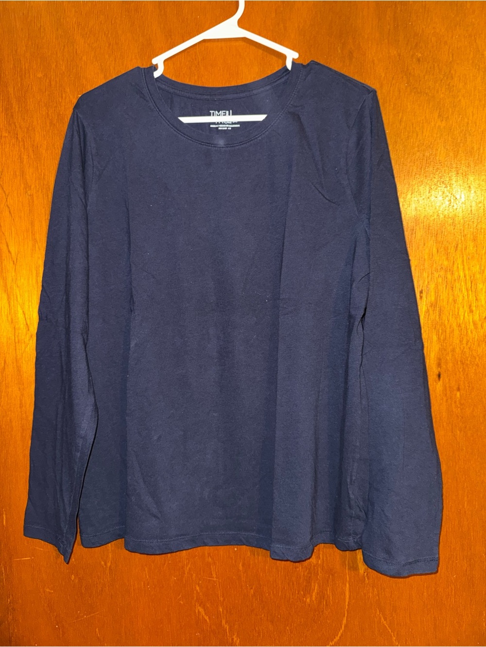 Time and Tru Navy Long Sleeve Crew Tee
